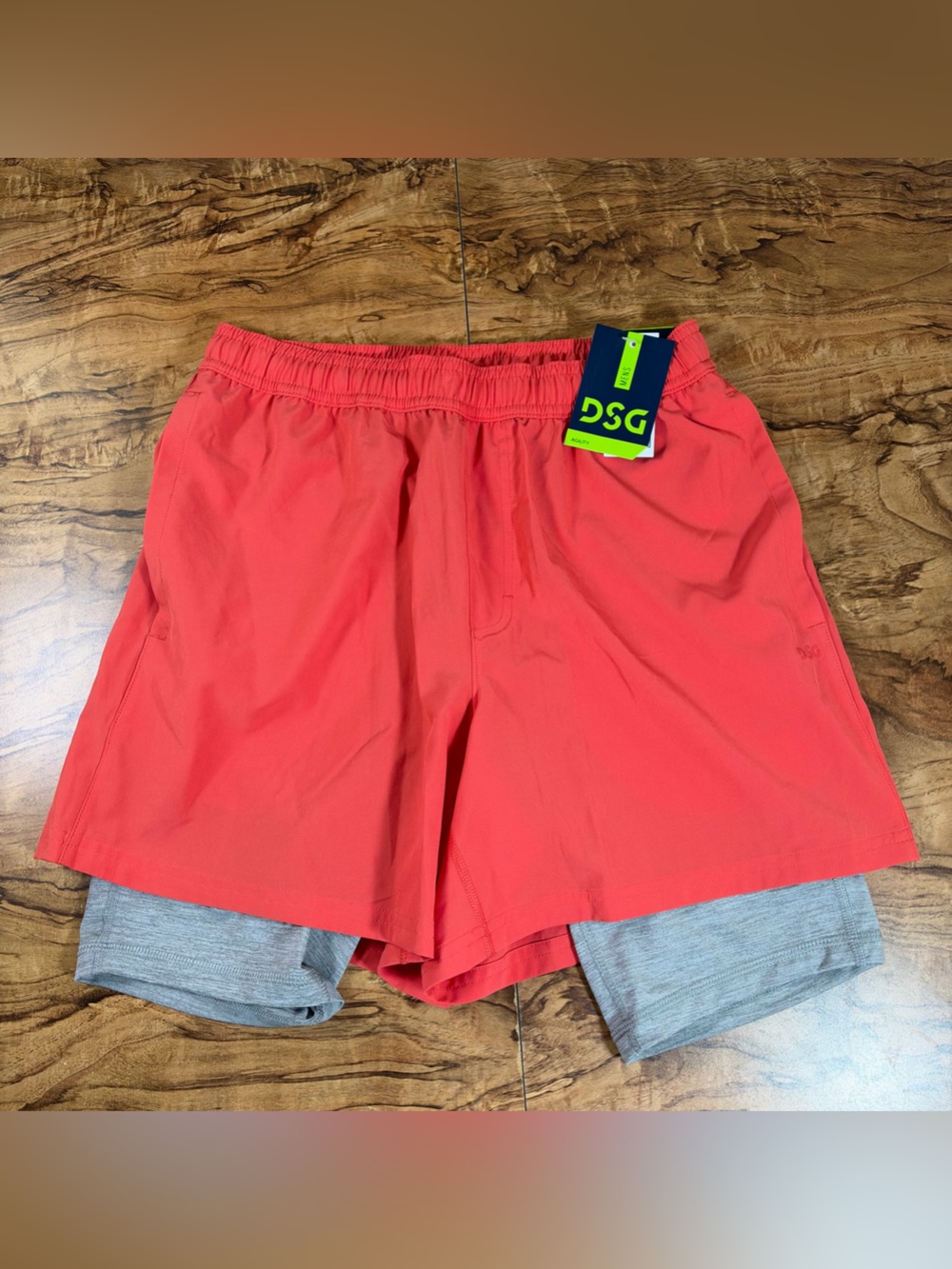 NWT DSG Agility 2 in 1 Athletic Fit Lined Shorts Men’s S Red Sun 5” Stretch